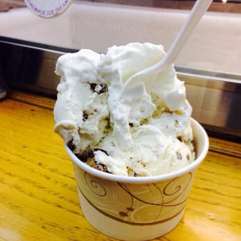 Mad Martha's Ice Cream - Ice cream at Martha's Vineyard. Reese's. Yum. - Ice Cream & Frozen Yogurt Near Me - Edgartown, Massachusetts Mad Martha's Ice Cream - Ice cream at Martha's Vineyard. Reese's. Yum. - Ice Cream & Frozen Yogurt Near Me - Edgartown, Massachusetts