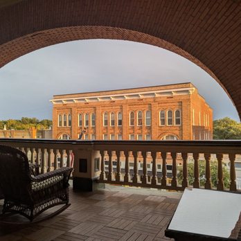 Windsor Hotel, Ascend Hotel Collection - Hotels Near Me - Americus, Georgia Windsor Hotel, Ascend Hotel Collection - Hotels Near Me - Americus, Georgia
