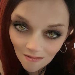 Jaeda Beauty Supply - Wig, color changing contacts