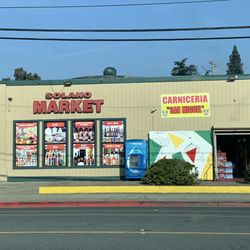 Solano Market - Outside