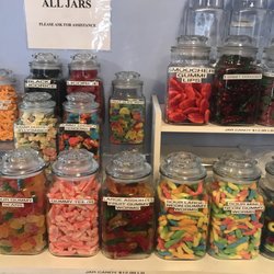 Greeting The Seasons - Lots of different kinds of gummis