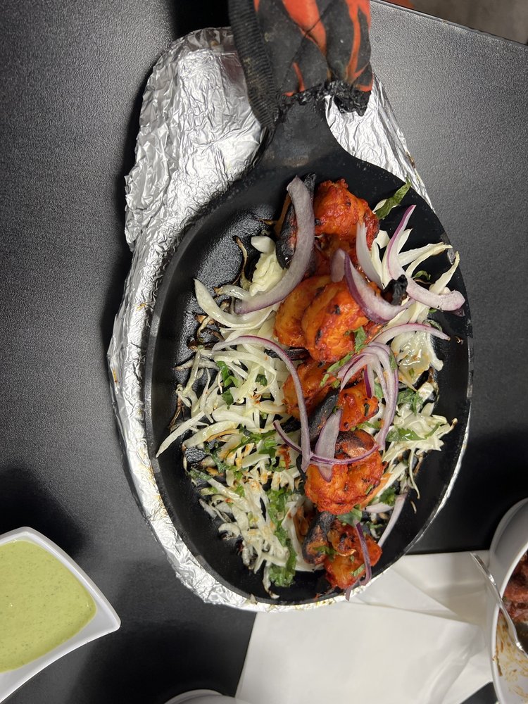 Kamat Biryani House Logo