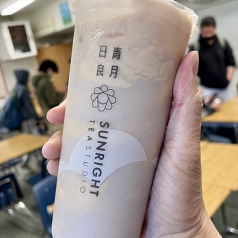 Sunright Tea Studio - IG @FoodandPooch - Bubble Tea Near Me - Garden Grove, California