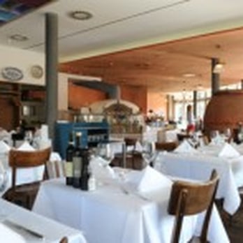 Santa Lucia - Italian Near Me - Winterthur, ZH
