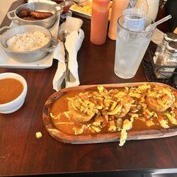 The Chimi Spot - Mofonguito trio chicken