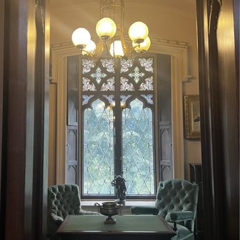Lyndhurst - Stained windows are gorgeous - Museums Near Me - Tarrytown, New York