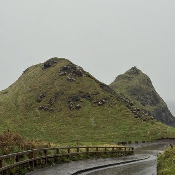 Giant's Causeway - Landmarks & Historical Buildings Near Me - Bushmills, MYL