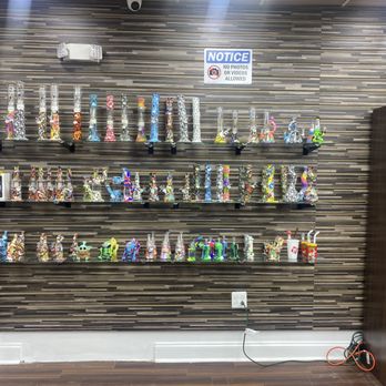 Vape & Beyond - Silicone - Tobacco Shops Near Me - West Chester, Pennsylvania Vape & Beyond - Silicone - Tobacco Shops Near Me - West Chester, Pennsylvania