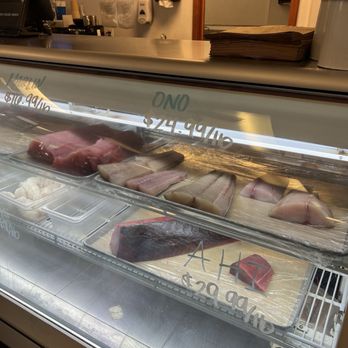 Hale I'a Da Fish House - They have fresh fish by the pound as well! - Seafood Markets Near Me - Kawaihae, Hawaii