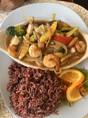 Tuk Tuk Thai Food by null