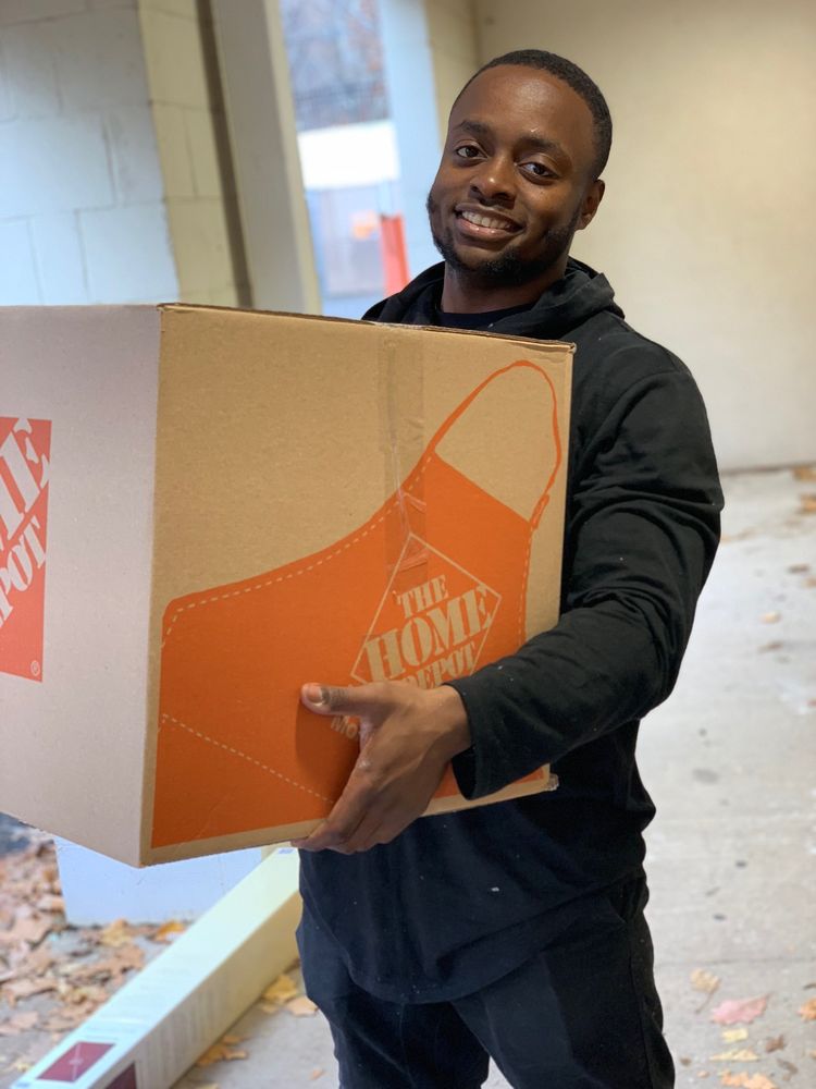 GRAND MOVING SERVICES LLC