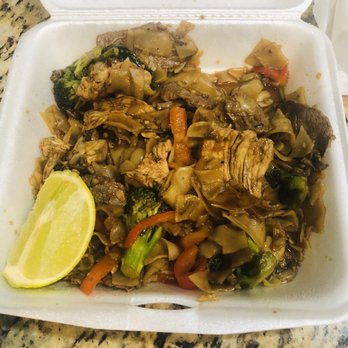 Anothai Cuisine - Pad kee mao - this is after I already removed one portion. - Thai Near Me - Spring, Texas Anothai Cuisine - Pad kee mao - this is after I already removed one portion. - Thai Near Me - Spring, Texas