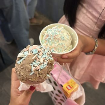 Mayday Ice Cream - Dairy free - Ice Cream & Frozen Yogurt Near Me - Gainesville, Florida