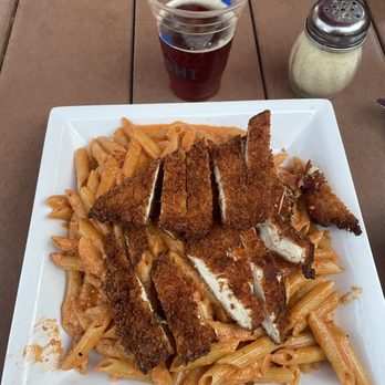 Doubleday's Restaurant and Bar - Penne vodka - American Near Me - Dobbs Ferry, New York