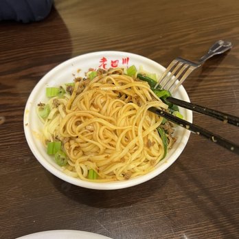Chengdu Gourmet - Dan Dan Noodle with Minced Pork - Chinese Near Me - Pittsburgh, Pennsylvania