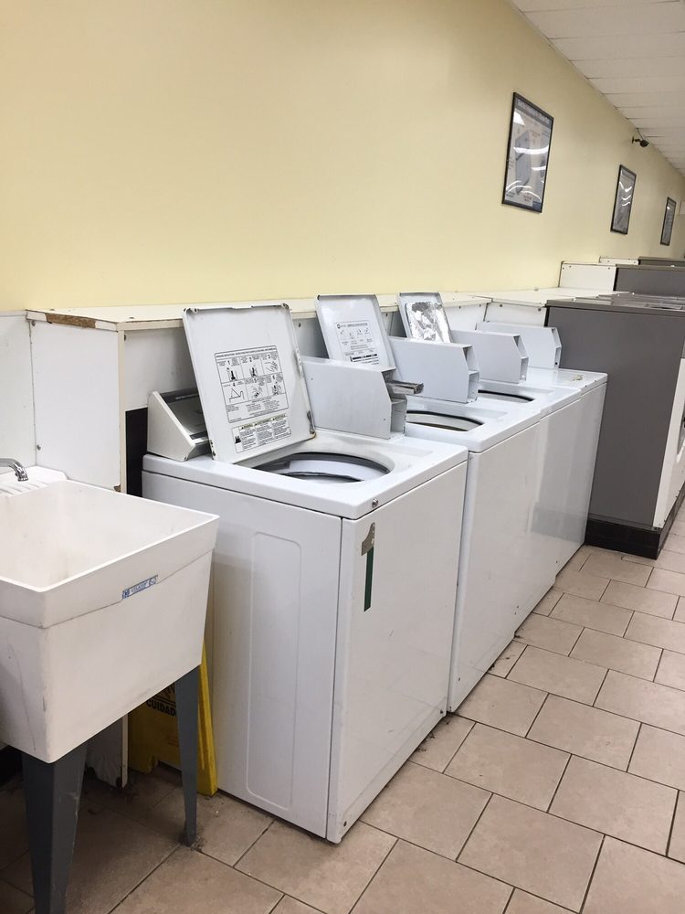 ISLAND WASH LAUNDROMAT Updated June 2024 12 Photos 30 Saratoga Ave, Waterford, New York