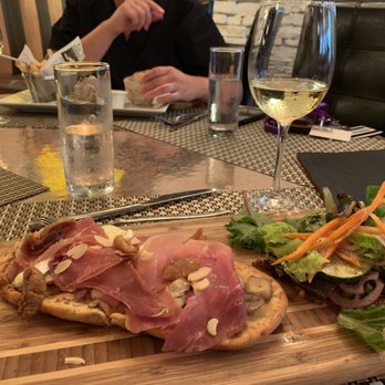 Banc Cafe - Cafes Near Me - New York, New York