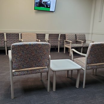 Quest Diagnostics - Empty at lunch - Laboratory Testing Near Me - Tomball, Texas