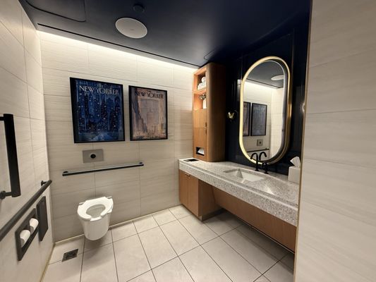 Capital One Lounge at JFK by null