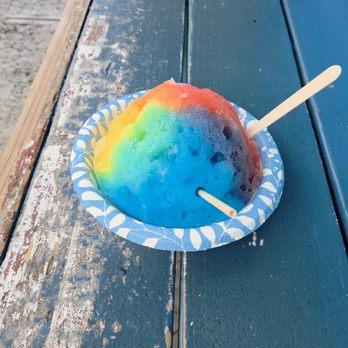 Waiola Shave Ice - Waiola Rainbow Jumbo - Ice Cream & Frozen Yogurt Near Me - Honolulu, Hawaii