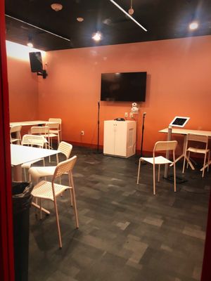 Palace Social by null