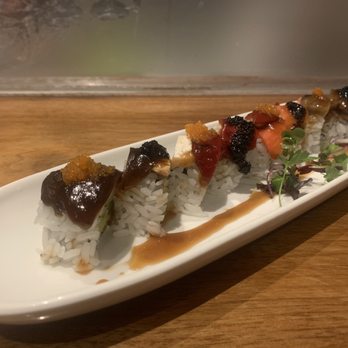 Shizen - Proud Peacock / 8 out of 10 / my third favorite roll - Sushi Bars Near Me - San Francisco, California Shizen - Proud Peacock / 8 out of 10 / my third favorite roll - Sushi Bars Near Me - San Francisco, California