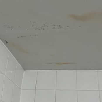 Kahler Inn & Suites - Mold on the shower ceiling - Hotels Near Me - Rochester, Minnesota Kahler Inn & Suites - Mold on the shower ceiling - Hotels Near Me - Rochester, Minnesota