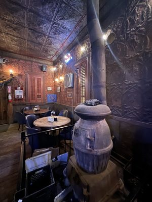Pioneer Saloon by null