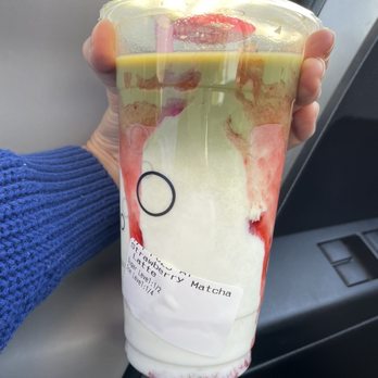 Boba Queen - Matcha strawberry latte - Bubble Tea Near Me - Fremont, California Boba Queen - Matcha strawberry latte - Bubble Tea Near Me - Fremont, California