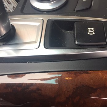 Pfaff BMW - CrCk on wood - Car Dealers Near Me - Mississauga, Ontario Pfaff BMW - CrCk on wood - Car Dealers Near Me - Mississauga, Ontario