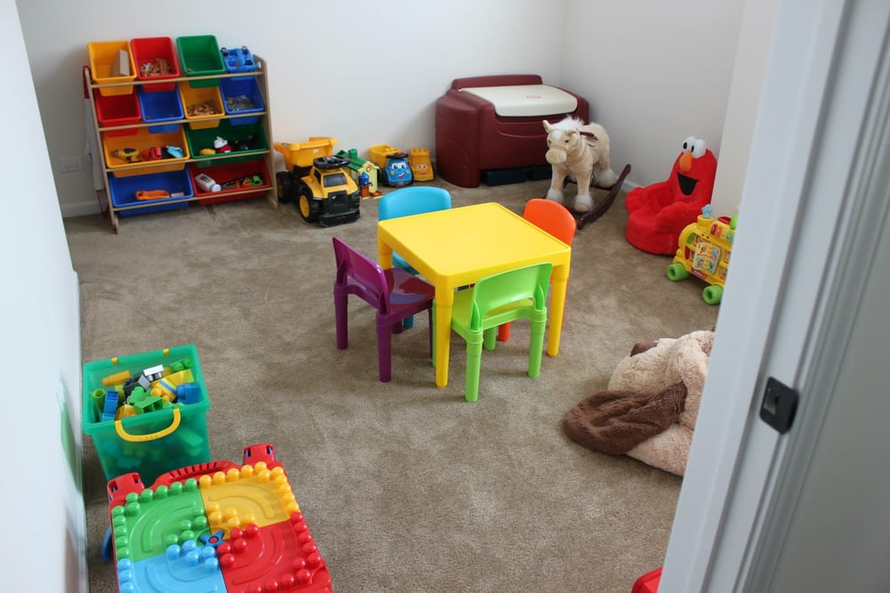 Nicole's Nursery and Daycare - childcare center in Huntley, IL