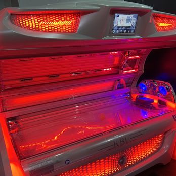 Electric Rays Tanning - The platinum tanning bed -It's like a juke box made in heaven- I love it ! - Spray Tanning Near Me - Hayden, Idaho Electric Rays Tanning - The platinum tanning bed -It's like a juke box made in heaven- I love it ! - Spray Tanning Near Me - Hayden, Idaho