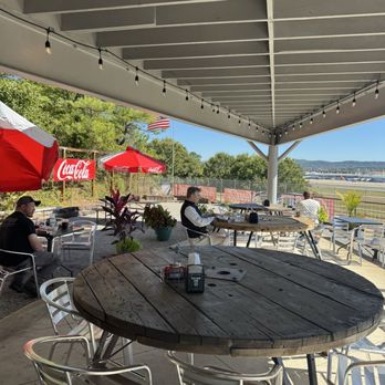 Alpha Charlie Grill - Outside Dining Area - Breakfast & Brunch Near Me - Birmingham, Alabama
