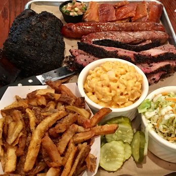 Hoodoo Brown BBQ - Brisket, beef ribs, sausage cracklin pork belly - Barbeque Near Me - Ridgefield, Connecticut Hoodoo Brown BBQ - Brisket, beef ribs, sausage cracklin pork belly - Barbeque Near Me - Ridgefield, Connecticut
