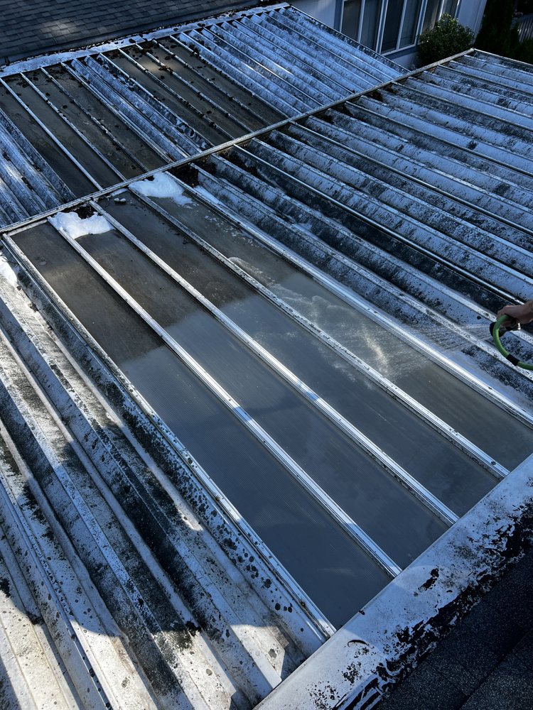 H&T WINDOWS AND GUTTERS Updated September 2024 22 Photos Puyallup, Washington Window