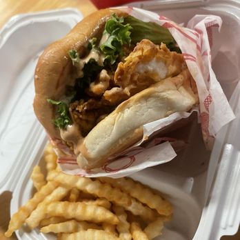 Raising Cane's - Fast Food Near Me - Flushing, New York Raising Cane's - Fast Food Near Me - Flushing, New York