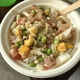 Mango Albacore Poke Bowl