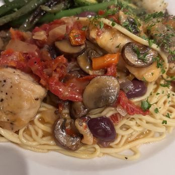 La Tavolata - Scaloppine di Pollo al Limone - Italian Near Me - Artesia, California