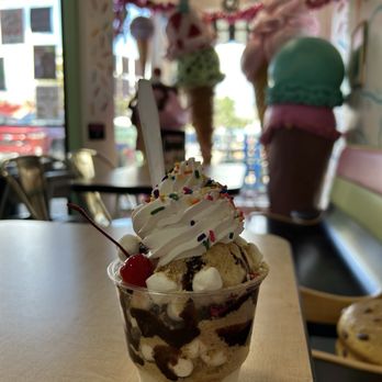 Mrs. Sprinkles Ice Cream - Peace, love s'mores (i think that is the name) - Ice Cream & Frozen Yogurt Near Me - Albuquerque, New Mexico Mrs. Sprinkles Ice Cream - Peace, love s'mores (i think that is the name) - Ice Cream & Frozen Yogurt Near Me - Albuquerque, New Mexico