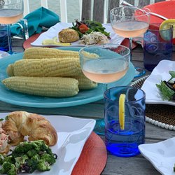 Capt'n Chucky's Crab Cake - Capt'n Chucky's Huntingdon Valley