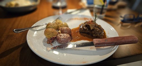Dua Trattoria by null