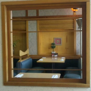 Restaurant Kunio - Other side of dining area - Japanese Near Me - Waipahu, Hawaii