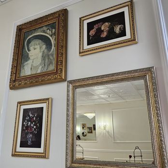 The Burgundy Rose Tearoom - Oil Paintings and Lithographs depicting outside gardens and impressionist dreams - Party & Event Planning Near Me - Livermore, California