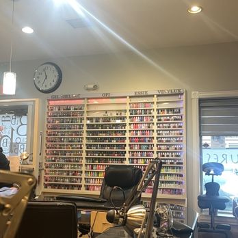 Bebe's Nail & Spa - Massage Near Me - Ann Arbor, Michigan