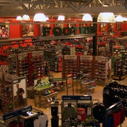 DICK'S Sporting Goods