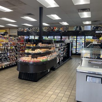 Love's Travel Stop - Gas Stations Near Me - Eufaula, Oklahoma