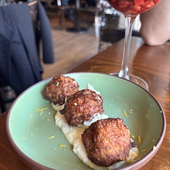 La Marcha Tapas Bar - Spanish Near Me - Berkeley, California
