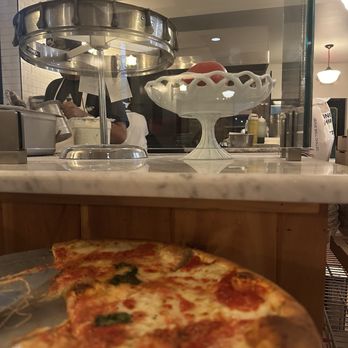 Apizza - Italian Near Me - New Paltz, New York