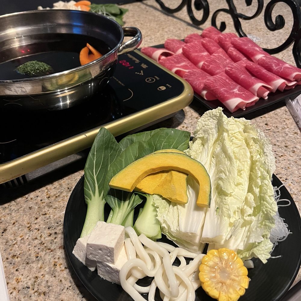 Paper Pot Shabu - Sukiyaki, veggie, prime chuck - Hot Pot Near Me - Diamond Bar, California Paper Pot Shabu - Sukiyaki, veggie, prime chuck - Hot Pot Near Me - Diamond Bar, California