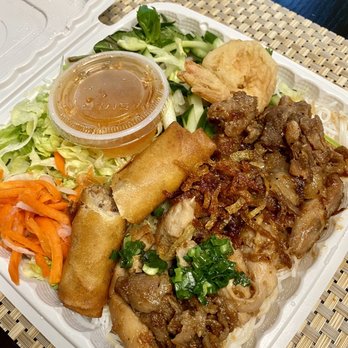 Le's Deli & Bakery - House special noodle - Vietnamese Near Me - Seattle, Washington Le's Deli & Bakery - House special noodle - Vietnamese Near Me - Seattle, Washington